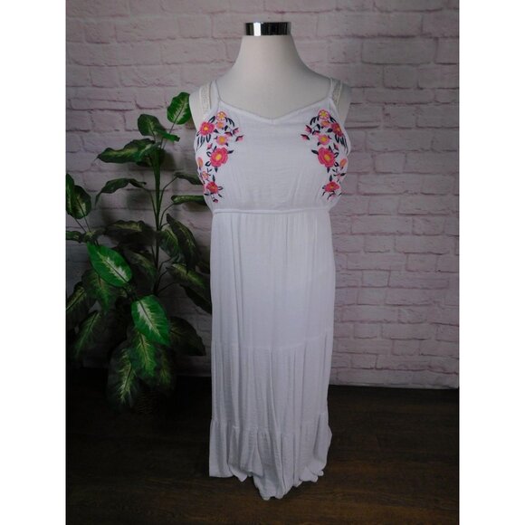 Kelly Renee Dresses & Skirts - Kelly Renee Dress Womens XL White Embroidered Floral Maxi Boho Beach Sundress